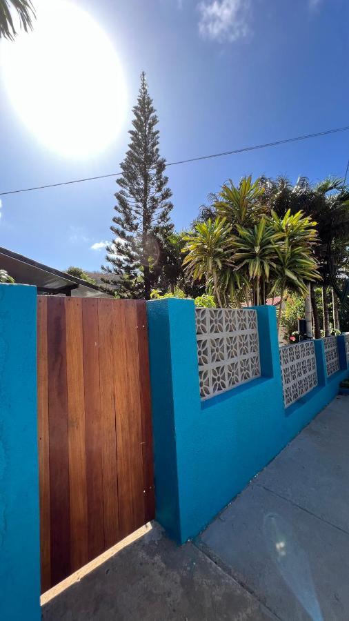Flores Inn *